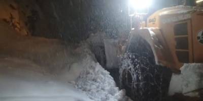 Bitlis-Hizan Karayolunda Çığ: Ulaşım Kontrollü Olarak Sağlanıyor