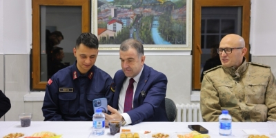 Vali Eldivan’dan Emniyet Güçlerine Moral Ziyareti