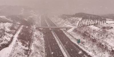 Kuzey Marmara Otoyolu’nda Kar Yağışı Havadan Görüntülendi