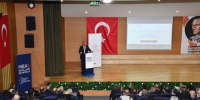 Eskişehir’de ’türkiye Yüzyılı Maarif Modeli’ Hakkında Konuşuldu