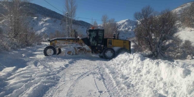 Tunceli’de 138 Köy Yolu Ulaşıma Açıldı, 160 Köy Yolunda Çalışmalar Sürüyor
