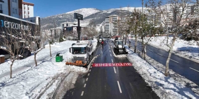 Kahramanmaraş’ta Kar Temizleme Çalışmaları Sürüyor