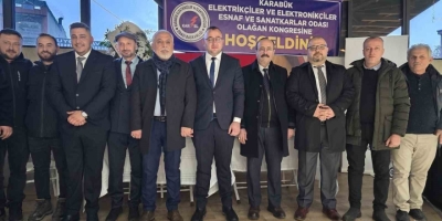 Başkan Özçelik Güven Tazeledi