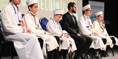 71 Öğrencinin Hafızlık Gururu Taçlandırıldı