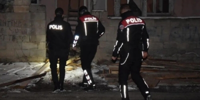 Erzincan’da Çeşitli Suçlardan Aranan 28 Şahıs Düzenlenen Operasyonda Yakalandı
