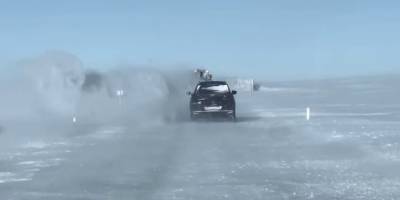 Karayazı’da Kurdo Fırtınası Etkili Oldu