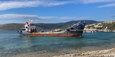 Urla’daki Hurda Geminin Sahipleri Hakkında İşlem Başlatıldı