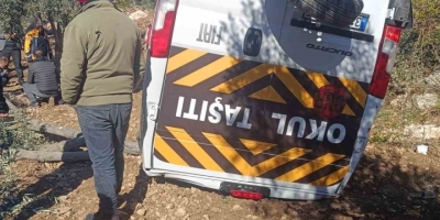 Öğrenci Servisi Zeytinliğe Uçtu: 5 Yaralı