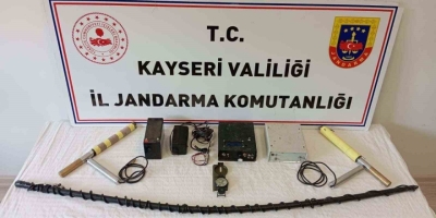 Define Arayan 5 Kişi Suçüstü Yakalandı