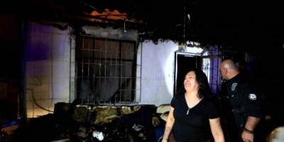 Antalya’da Gecekondu Yangını: Küle Dönen Evini Görünce Gözyaşlarına Boğuldu