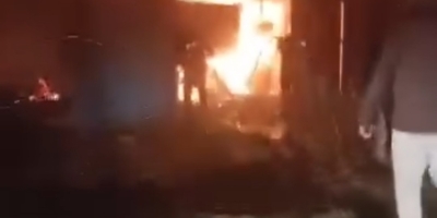 Garajda Yangın Çıktı Traktör Kullanılamaz Hale Geldi