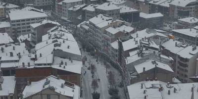 Bolu’da Kar Yağışı Sürüyor: Kış Güzelliği Havadan Görüntülendi