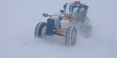 Kars'ta Yoğun Kar Yağışı ve Tipi.. 119 Köy Yolu Ulaşıma Kapandı!