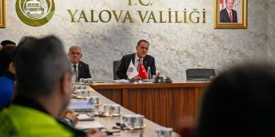 Yalova’da Trafik Levhaları Sadeleştirildi