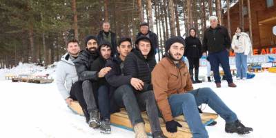 Erzurum’da Kızaklarla Kıyasıya Yarış