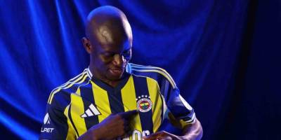 Dünya Çapında Transfer.. N'Golo Kanté Resmen Fenerbahçe'de!