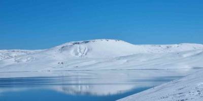 Ağrı Yazıcı Barajı’nda Buzlar Çözüldü, Kartpostallık Manzara Oluştu