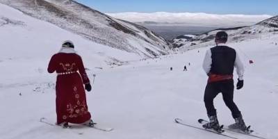 Palandöken’de Kar Bereketi.. Gece Kayağı ve Kültürel Renkler Bir Arada!