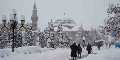 Kar Erzurum’u Esir Aldı, Araçlar Karın İçinde Kayboldu