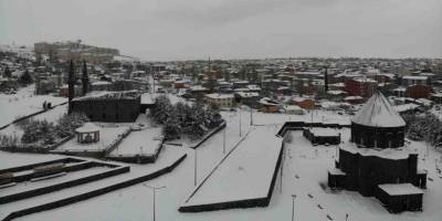 Büyüleyici Kış Manzarası.. Normale Dönmek İçin Çalışmalar Devam Ediyor!