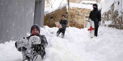 Mart Kapıdan Baktırdı: Bayburt Güne 15 Santimetre Karla Uyandı