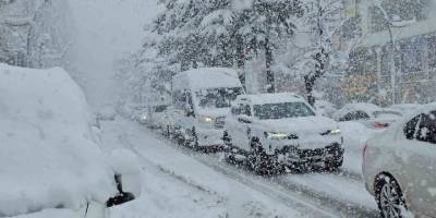 Tatvan’da Kar Kalınlığı 1 Metreye Ulaştı.. Köy Yolları Kapandı!