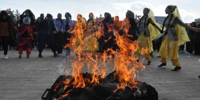 Kars’ta Resmi Nevruz Kutlamaları.. Ateş Yakıldı, Demir Dövüldü!