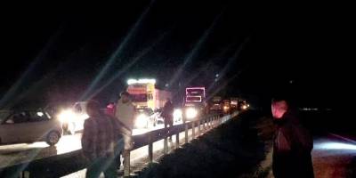 Erzurum - Aşkale’de TIR Devrildi.. Kara Yolu Trafiğe Kapandı!