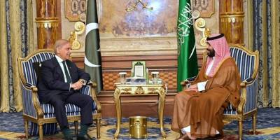 Pakistan Başbakanı Şerif, Suudi Arabistan Veliaht Prensi Selman İle Görüştü