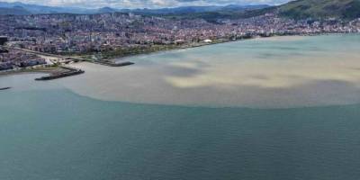 Karadeniz’in Rengi Kahverengiye Döndü