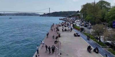 İstanbul’da Hafta Sonu: Güneşi Gören Sahile Koştu