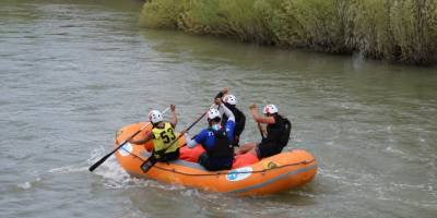 Akyaka’da Rafting Eğitimi Başladı.. Kars’ta İlk Kamp 60 Sporcuyla Düzenleniyor!