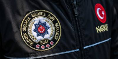 Kars’ta “Torbacı” Operasyonu.. Metamfetamin ve Bonzai Ele Geçirildi!