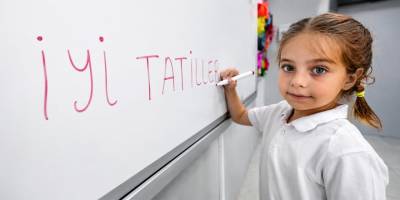 Kars’ta 53 Bin 676 Öğrenci Karne Heyecanı Yaşadı.. Yaz Tatili Başladı!