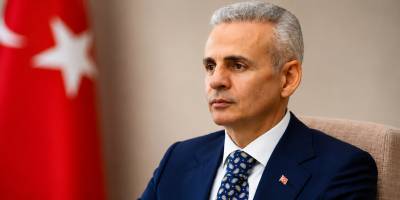 ‘Bisiklet ve Tayt Tartışmaları’yla Gündeme Gelen Vali Çiçekli.. Ardahan’dan Ayrıldı!