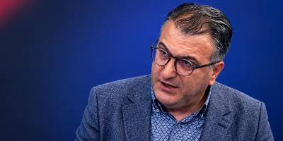 Gözaltındaki Gazeteci Cem Küçük Adliyeye Sevk Edildi.. Savcılık Süreci Başladı!