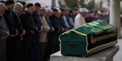 Su Birikintisinde Yaşamını Yitiren Ertuğrul Akyüz.. Oltu'da Gözyaşlarıyla Defnedildi!