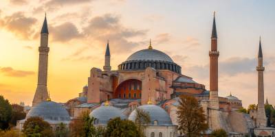 Ayasofya’da Kapsamlı Restorasyon Devam Ediyor.. Kubbe ve Cepheler Yenileniyor!
