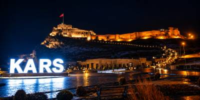 Akyaka’nın Öğrencileri Kars’ı Geziyor.. Tarihi Yapılar Yerinde İncelendi!