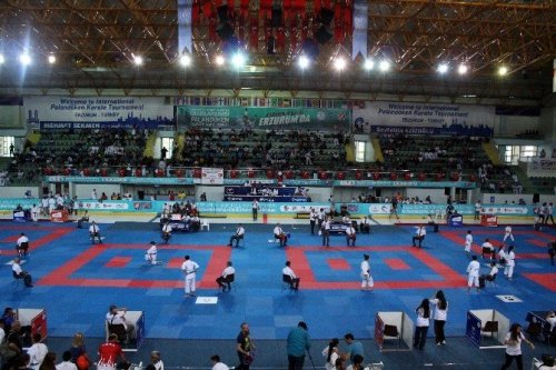 13. Uluslararası Palandöken Karate Turnuvası Başladı