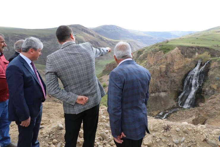 Kars Vali Rahmi Doğan'dan Susuz'da