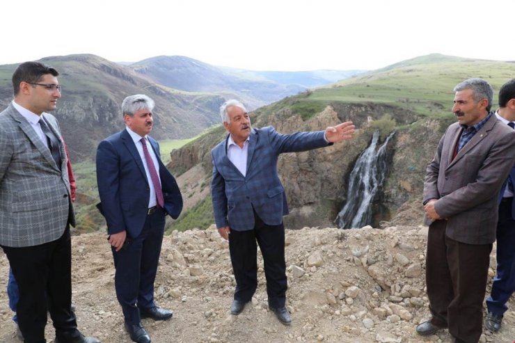 Kars Vali Rahmi Doğan'dan Susuz'da