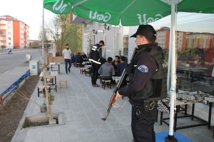 Kars’ta Asayiş Uygulamaları Devam Ediyor