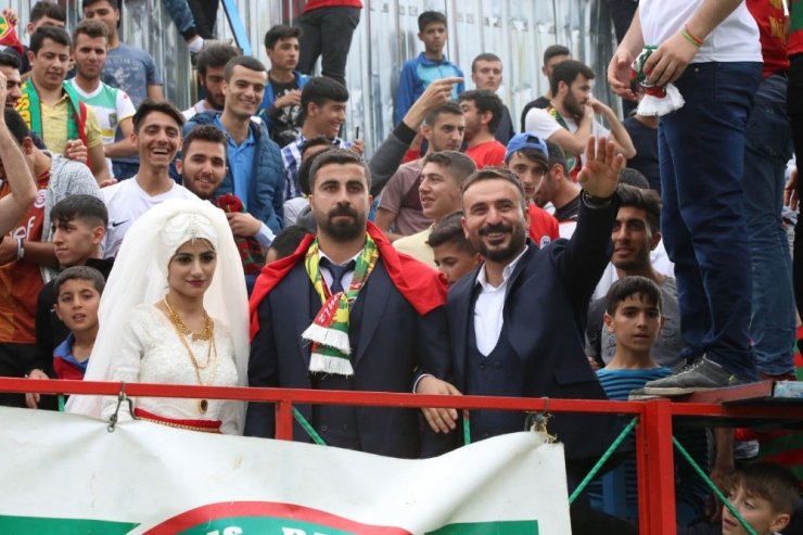 Amed Sportif, Liderle Berabere Kaldı