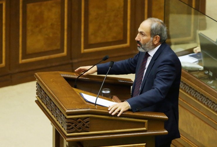 Ermenistan'da Başbakan Krizi Devam Ediyor!