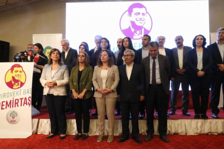 Hdp, Demirtaş’ı Cumhurbaşkanı Adayı Olarak Açıkladı