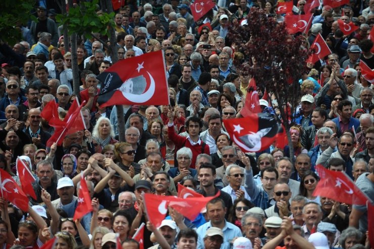 Muharrem İnce'nin İlk Mitingi