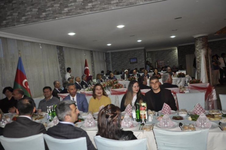 Kars’ta Azerbaycan Resepsiyonu