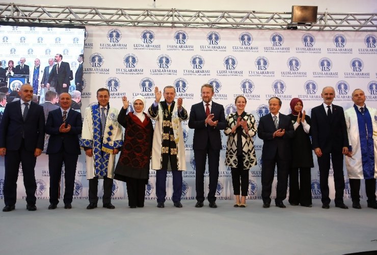 Cumhurbaşkanı Erdoğan'a Fahri Doktora Ünvanı