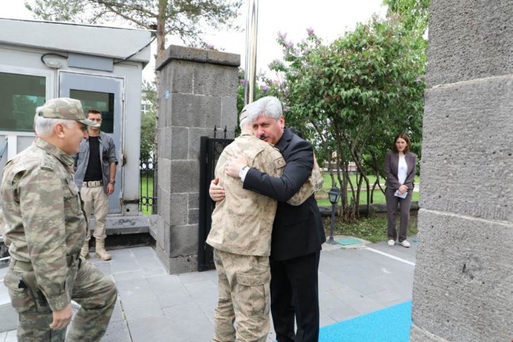 Orgeneral Çetin’den Vali Doğan’a Ziyaret